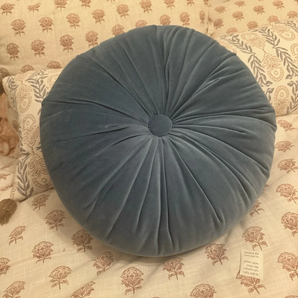 N/A 15” round